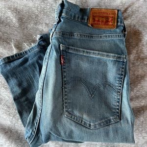 Levi skinny jeans